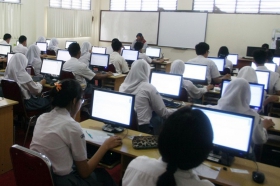 Peran Guru Terhadap Anak Didik